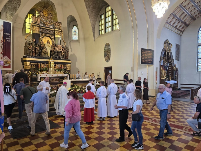 Zjazd marianek i ministrantów w Rokitnicy 