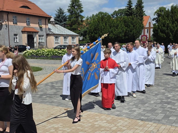 Zjazd marianek i ministrantów w Rokitnicy 