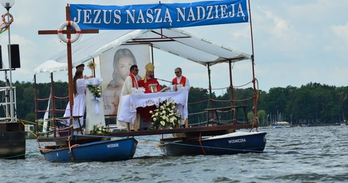 Rybnik. XVII Msza św. na wodzie