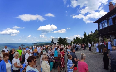 Msza, schronisko i gondola