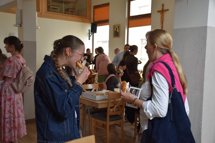 Diecezjalne posłanie młodych - agapa