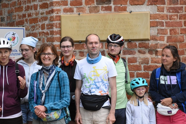 Rowerowa pielgrzymka do Sianowa