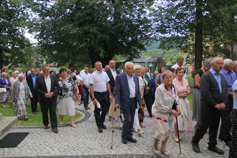 Jurków. 100-lecie parafii i prymicje bp. Jerzego Kołodzieja