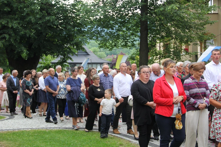 Jurków. 100-lecie parafii i prymicje bp. Jerzego Kołodzieja