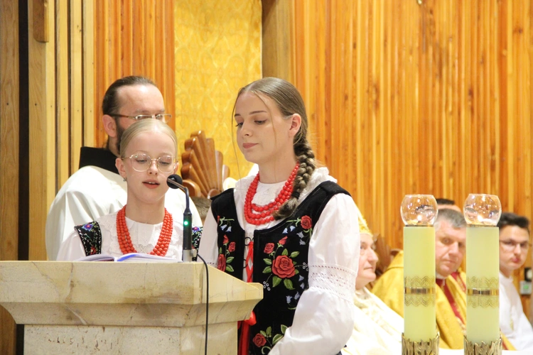 Jurków. 100-lecie parafii i prymicje bp. Jerzego Kołodzieja