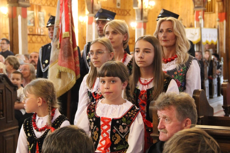 Jurków. 100-lecie parafii i prymicje bp. Jerzego Kołodzieja