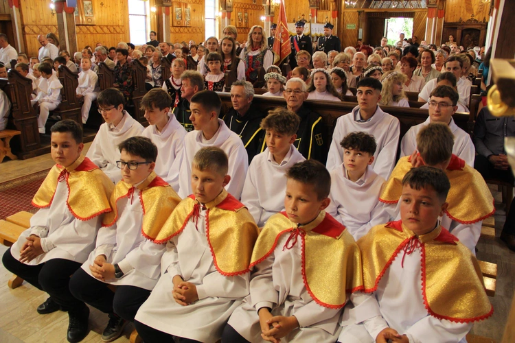 Jurków. 100-lecie parafii i prymicje bp. Jerzego Kołodzieja