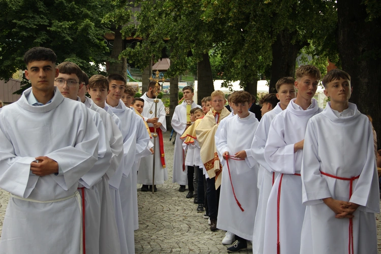 Jurków. 100-lecie parafii i prymicje bp. Jerzego Kołodzieja