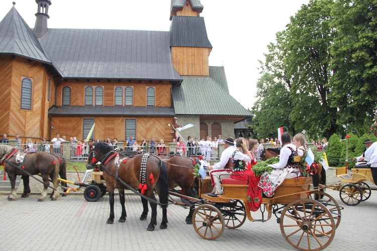 Jurków. 100-lecie parafii i prymicje bp. Jerzego Kołodzieja