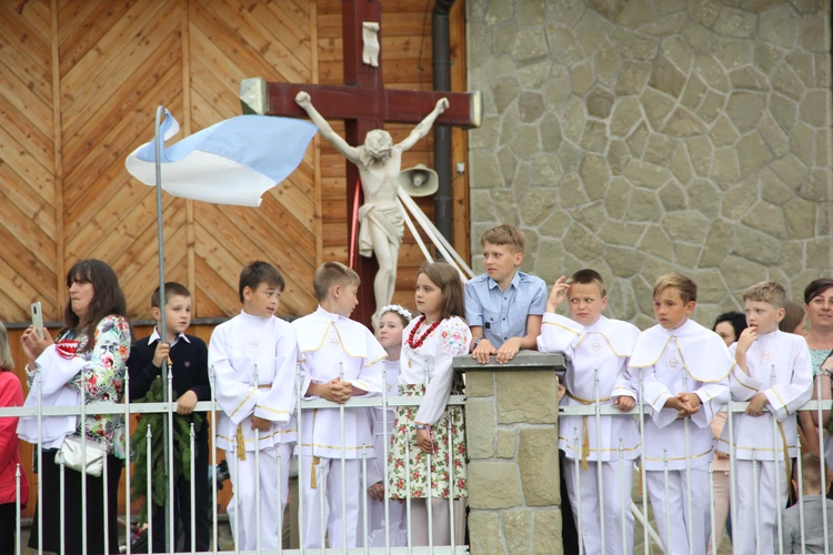 Jurków. 100-lecie parafii i prymicje bp. Jerzego Kołodzieja