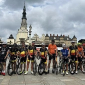 XXV Kolarska Pielgrzymka z Wrocławia na Jasną Górę - 350 km w dwa dni na rowerze