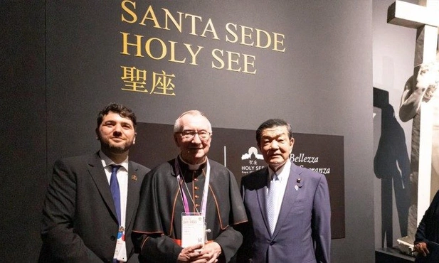 Kard. Parolin w Japonii: strzeżcie jedności i powszechności Kościoła