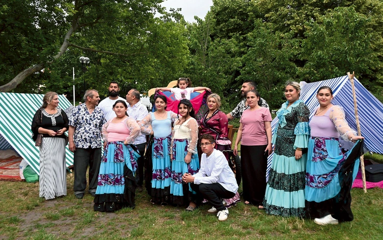 Kozielsko-brzeska romska grupa taneczna.