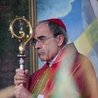 – Czy zdajesz sobie sprawę, jak bardzo kocha cię Serce Jezusa? Czy każdy z nas nie mógłby odnowić swojego sposobu kochania Pana, aby nasze serca były bardziej podobne do Jego Najświętszego Serca? – mówił w XII-wiecznym kościele kard. Barbarin.