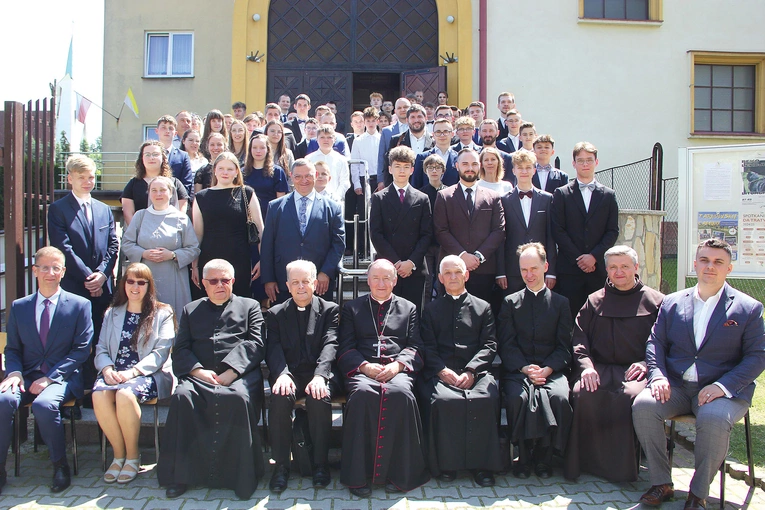 Uczestnicy obchodów 60-lecia DSO.
