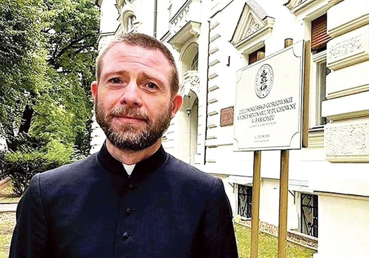 Rektor WSD w Gorzowie Wlkp. wszystkich myślących o kapłaństwie zaprasza na rozmowę wstępną do 30 sierpnia. Spotkanie integracyjno-przygotowawcze dla osób przyjętych do zielonogórsko--gorzowskiego seminarium potrwa od 7 do 21 września w Gorzowie Wlkp. Szczegóły: www.paradisus.pl.