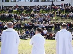 Polska młodzież ma w czym wybierać - bogata oferta wakacyjnych wydarzeń religijnych