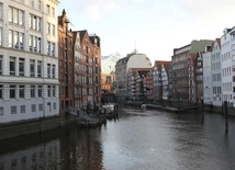 Hamburg: nowe wytyczne edukacji seksualnej uderzają w katolickie rodziny