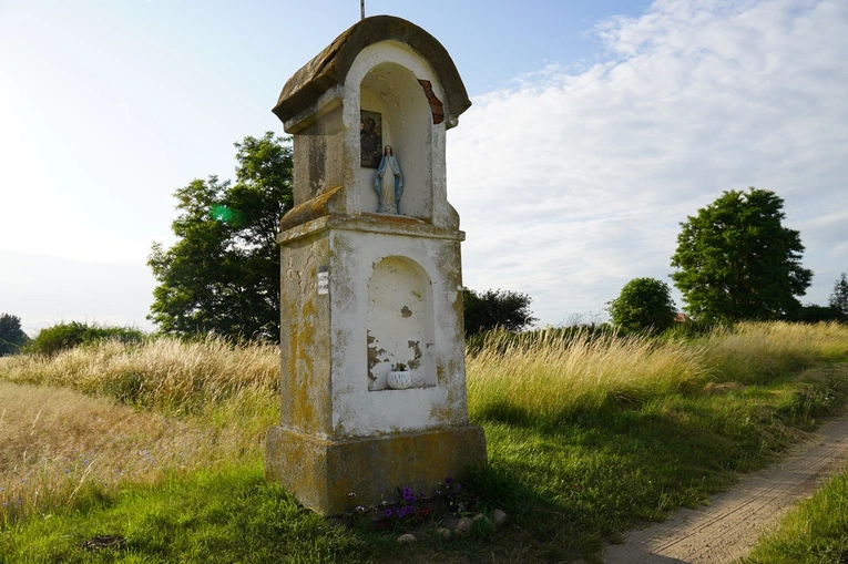 Szlak kapliczek poświęconych Matce Bożej Bolesnej w Głębowicach