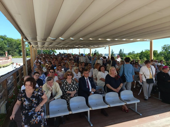Nauczyciele z diecezji tarnowskiej na Jasnej Górze