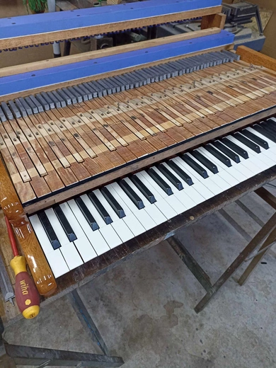 Remont 100-letnich organów Sauera w kościele uniwersyteckim we Wrocławiu