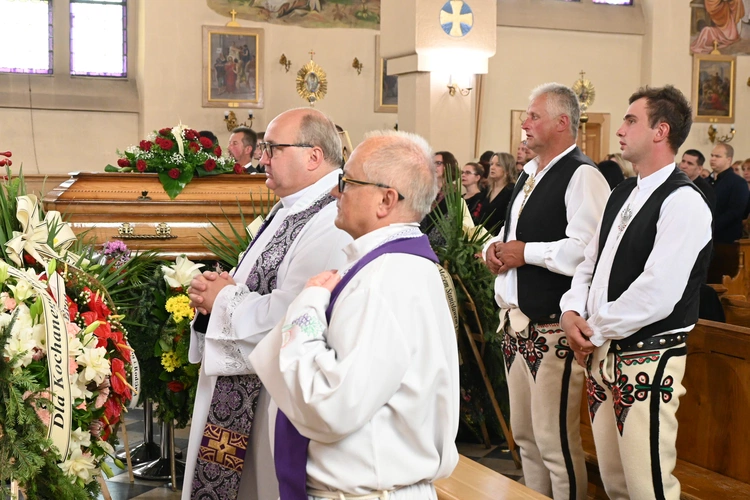 Pogrzeb wieloletniego organisty z Czarnego Dunajca