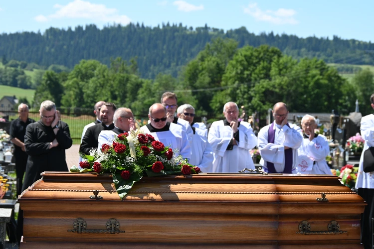 Pogrzeb wieloletniego organisty z Czarnego Dunajca