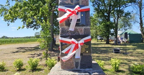 Odsłonięcie pomnika Teresy Grodzińskiej