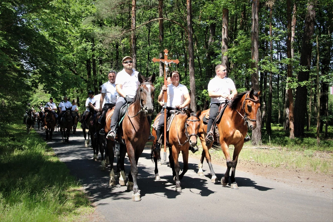 Jubileuszowa pielgrzymka konna
