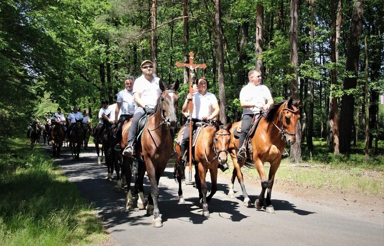 Jubileuszowa pielgrzymka konna