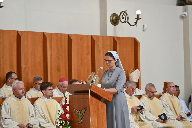 Sakra afrykańskiego biskupa - cz. 1