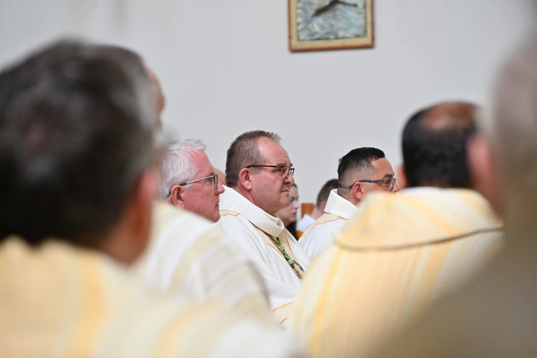 Sakra afrykańskiego biskupa - cz. 1