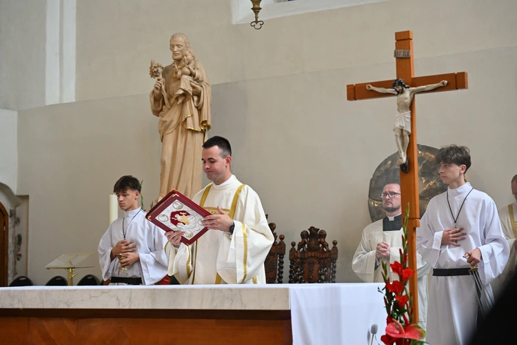 Sakra afrykańskiego biskupa - cz. 1