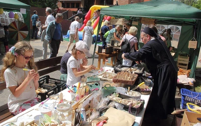 Poprzez kulturę spotkania