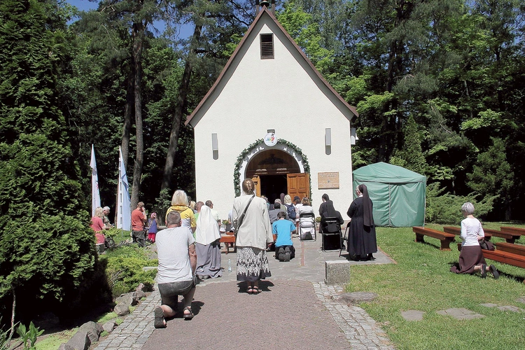 Bp Zadarko mówił o historycznych pielgrzymkach do chełmskiego sanktuarium. 