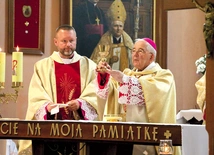 Ks. kan. dr Marcin Sadowski, dotychczasowy dyrektor Wydziału  Duszpasterskiego Kurii Diecezjalnej Płockiej, objął probostwo w Ligowie, a jednocześnie administrację parafii w Sudragach.