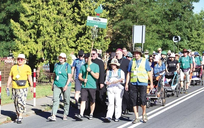 Pątnicy mają do pokonania  ponad 300 km. Dotrą do Częstochowy 12 lipca.