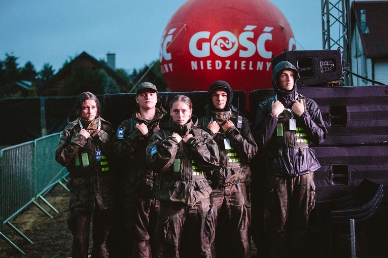 Ulewa nie zatopiła katolickiego Festiwalu Życia