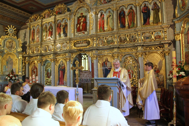Wierchomla. Poświęcenie odnowionego wnętrza kościoła