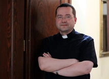 Świat potrzebuje księży, którzy żyją tym, czego sami nauczają. Wywiad z nowym rektorem wrocławskiego seminarium