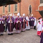 Tarnów. Ostatnie pożegnanie bp. Władysława Bobowskiego