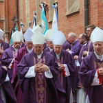 Tarnów. Ostatnie pożegnanie bp. Władysława Bobowskiego