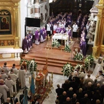 Tarnów. Ostatnie pożegnanie bp. Władysława Bobowskiego