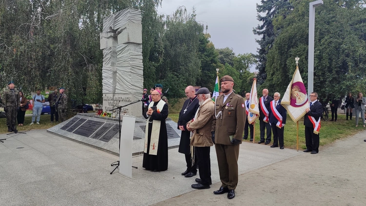 Obchody Narodowego Dnia Pamięci Ofiar Ludobójstwa dokonanego przez ukraińskich nacjonalistów na obywatelach II Rzeczypospolitej