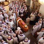 Tropie. Pogrzeb śp. bp. Władysława Bobowskiego