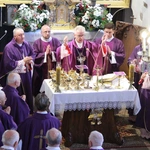 Tropie. Pogrzeb śp. bp. Władysława Bobowskiego