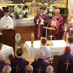 Tropie. Pogrzeb śp. bp. Władysława Bobowskiego