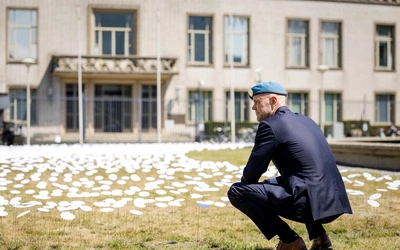 30 lat po masakrze w Srebrenicy Holandia rozlicza się ze swojej odpowiedzialności