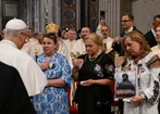 Pomóc tym, których okaleczyła i rozdzieliła wojna