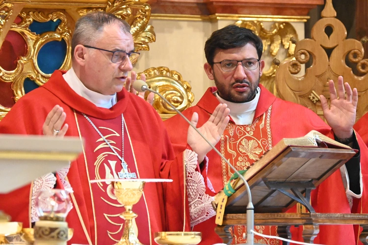 Oazowicze zjechali do Królowej Podhala